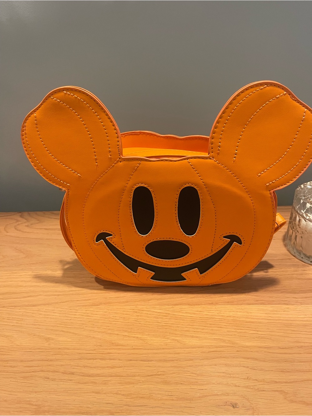 NEW Disney Orange Mickey Pumpkin Face Crossbody Bag - Picture 6 of 7